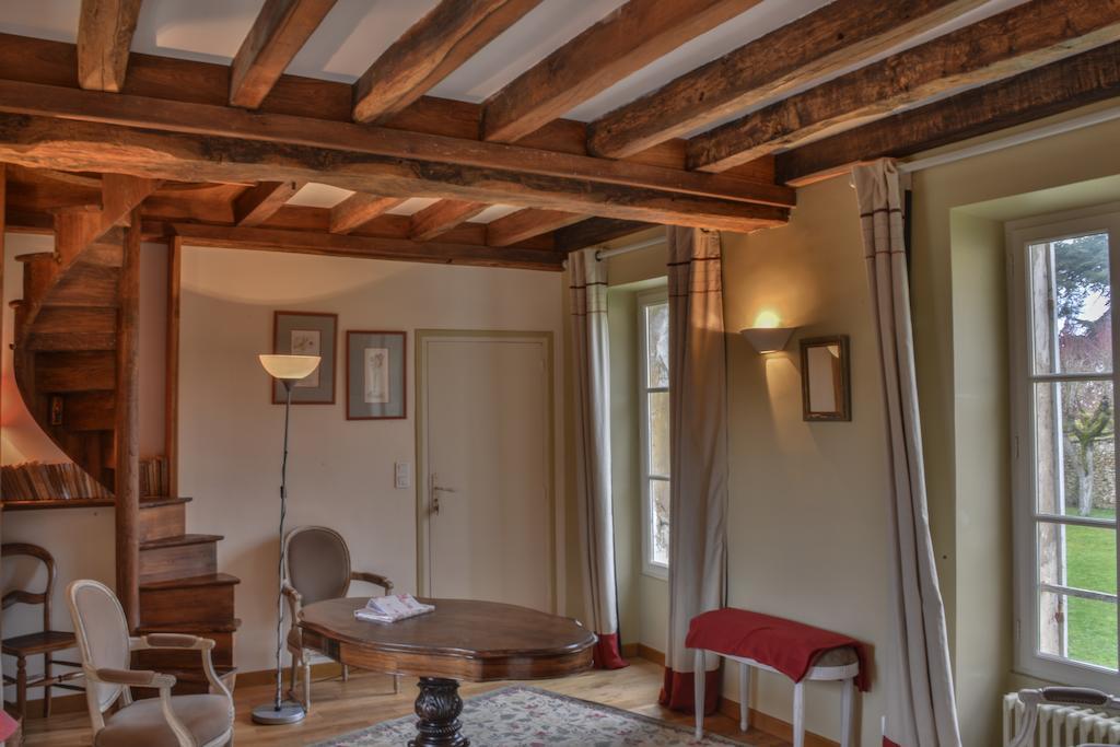 Charmilles Des Cordeliers Bed and Breakfast Παρίσι Δωμάτιο φωτογραφία